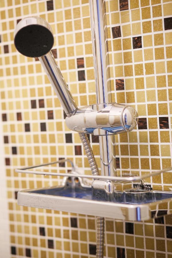 Color Apartments Downtown Bucureşti Ngoại thất bức ảnh