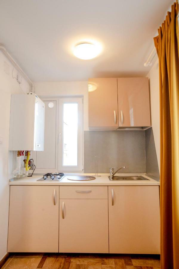 Color Apartments Downtown Bucureşti Ngoại thất bức ảnh