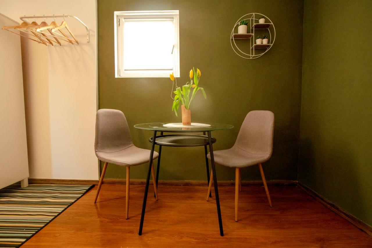 Color Apartments Downtown Bucureşti Ngoại thất bức ảnh