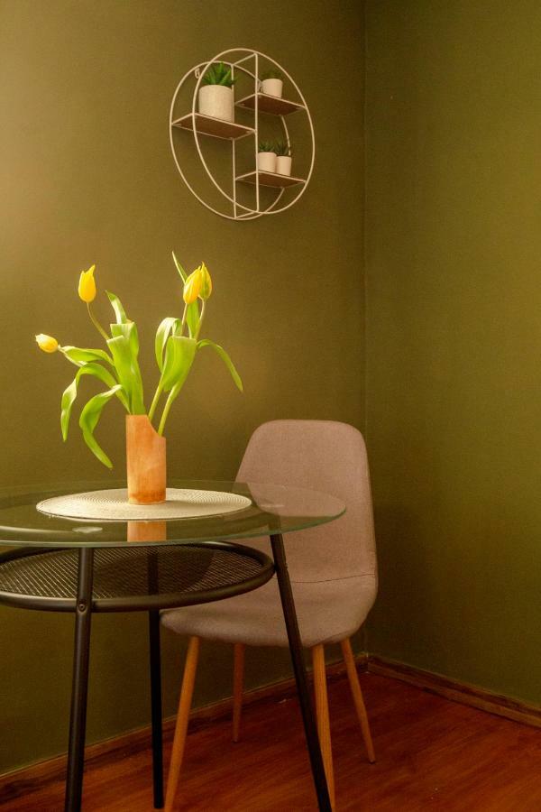 Color Apartments Downtown Bucureşti Ngoại thất bức ảnh